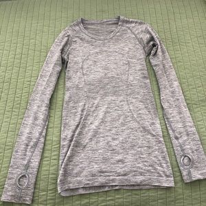 Lululemon Swiftly Tech Long Sleeve Crew
